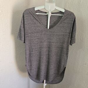 Old Navy Gray Relaxed Short Sleeve Tee